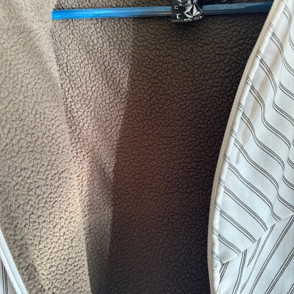 Volcom Sherpa Stripe Lined Hooded Sweatshirt Men's Size L - Picture 5 of 5